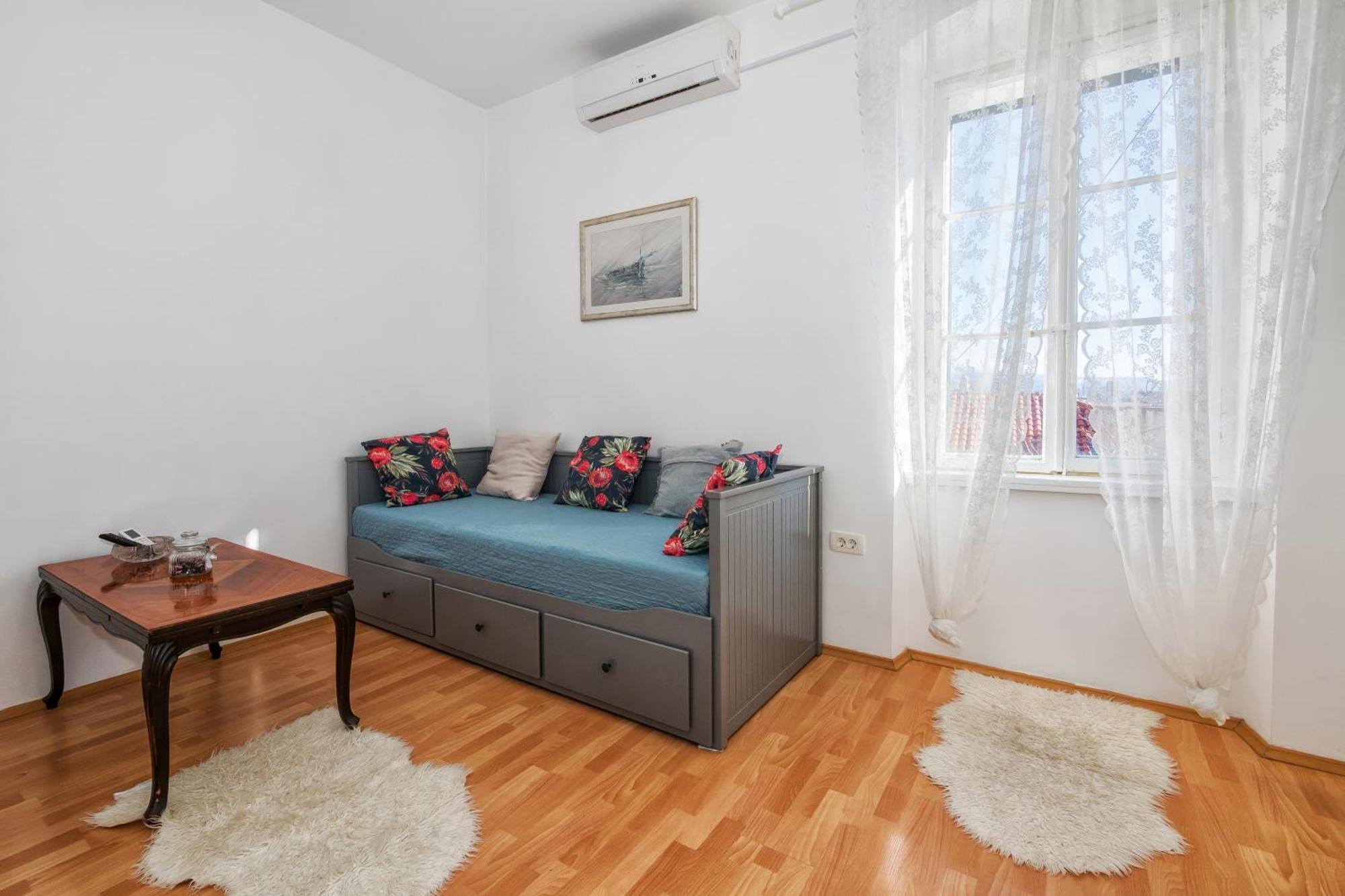 Apartment Bosa Split Exterior photo